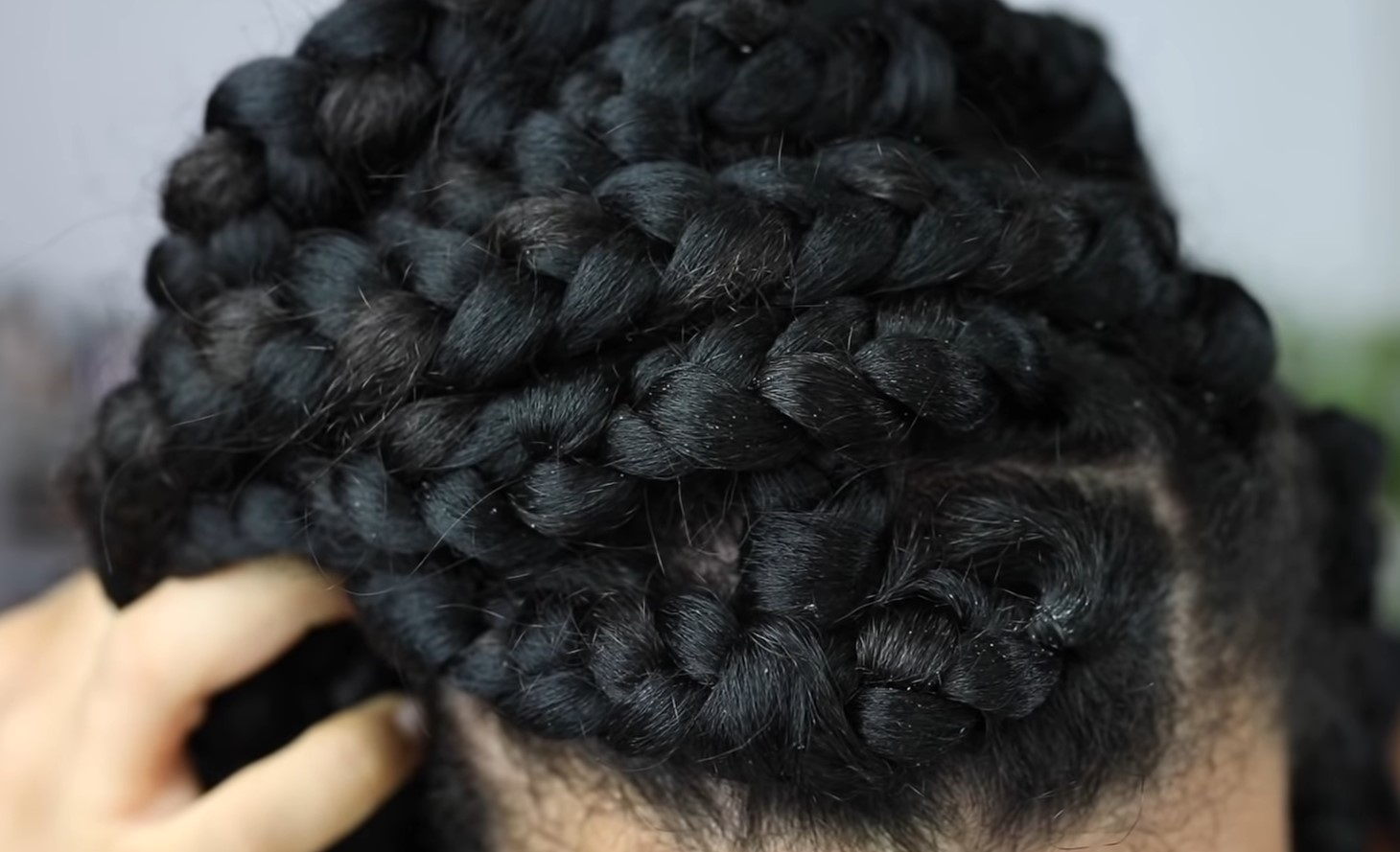 how to wash braiding hair
